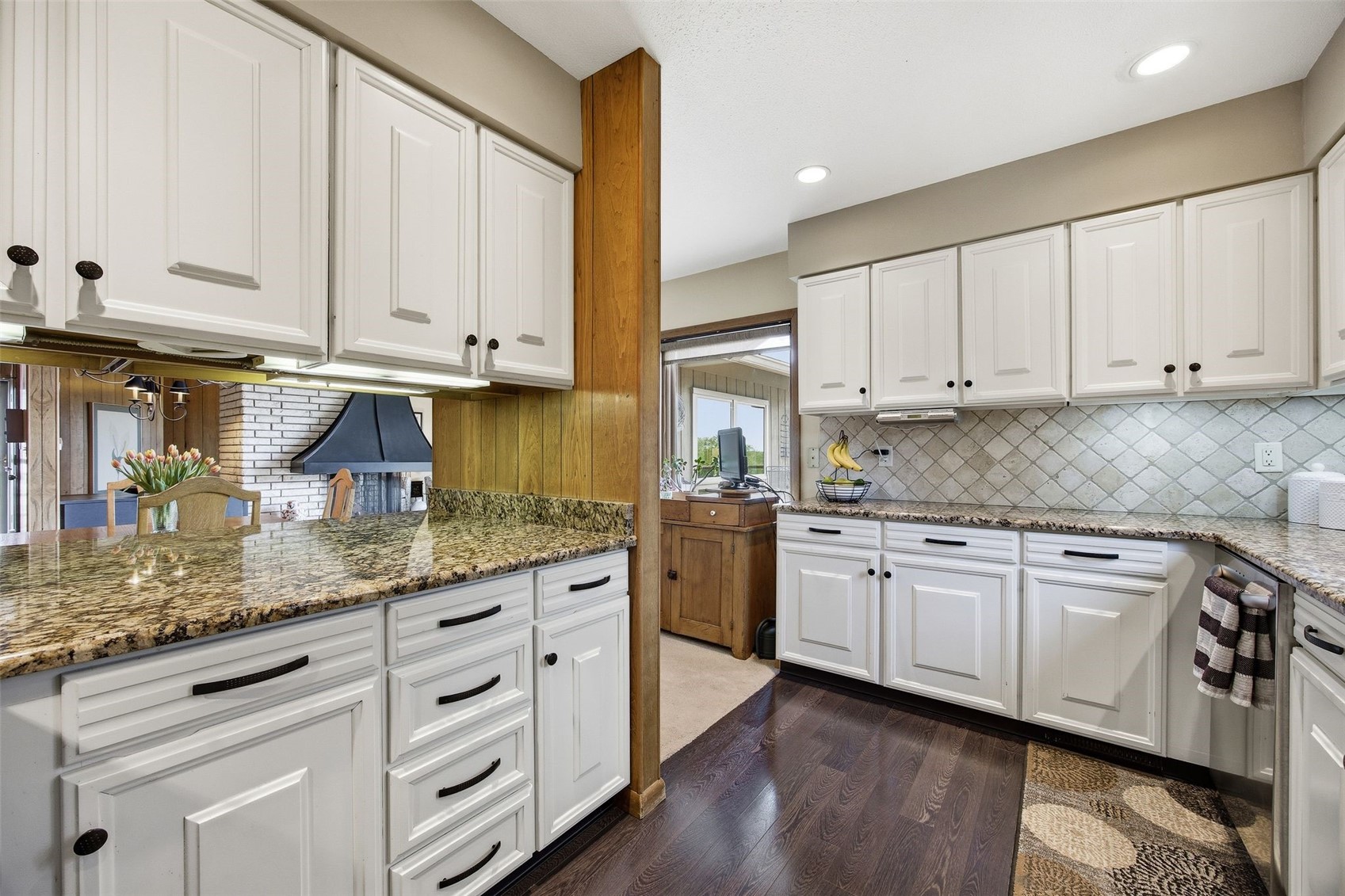 21 Fairview Knoll NE Iowa City IA 52240
