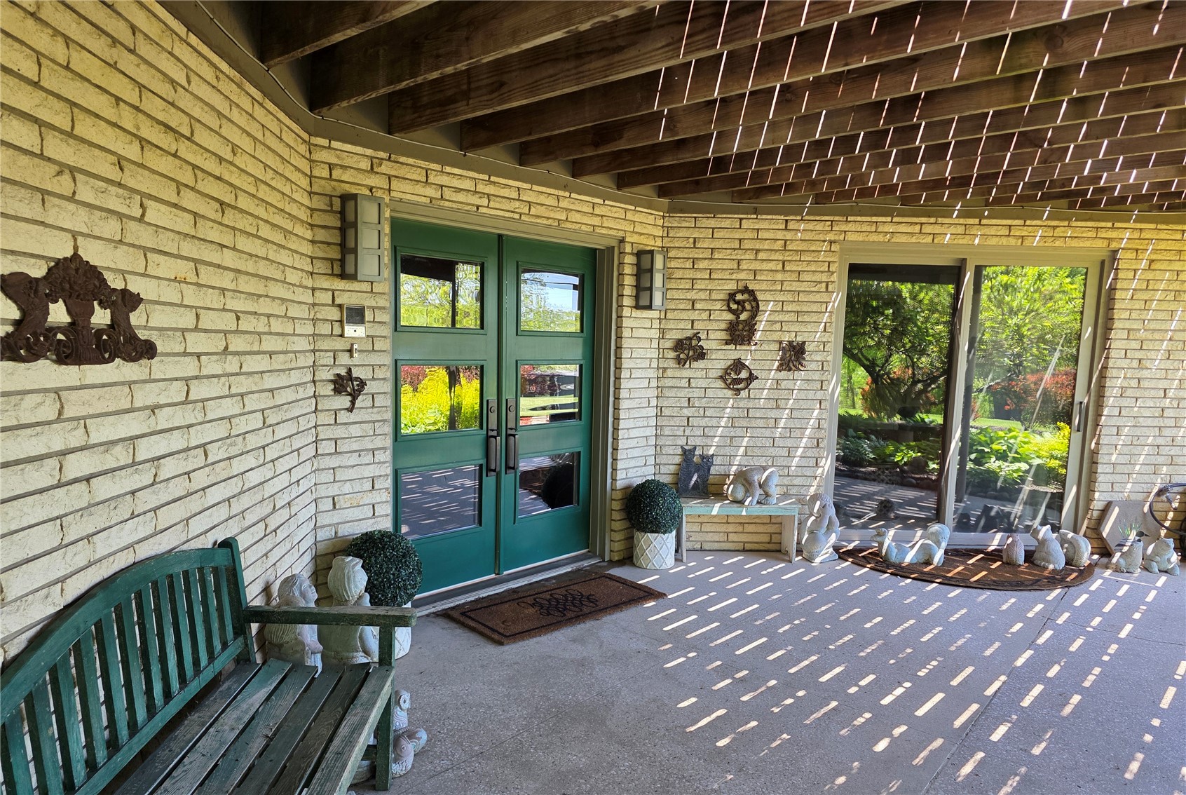 21 Fairview Knoll NE Iowa City IA 52240