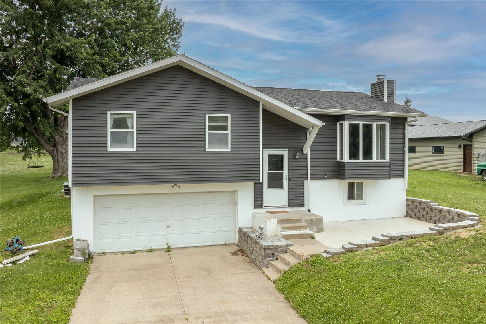 5005 Sunset Drive Cedar Rapids IA 52404