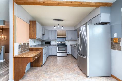 5005 Sunset Drive Cedar Rapids IA 52404