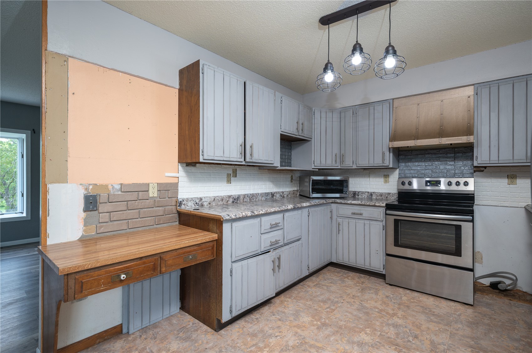 5005 Sunset Drive Cedar Rapids IA 52404