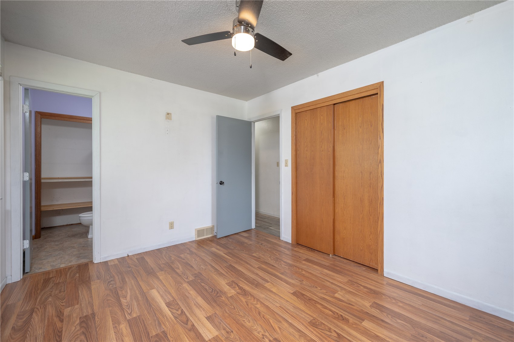 5005 Sunset Drive Cedar Rapids IA 52404