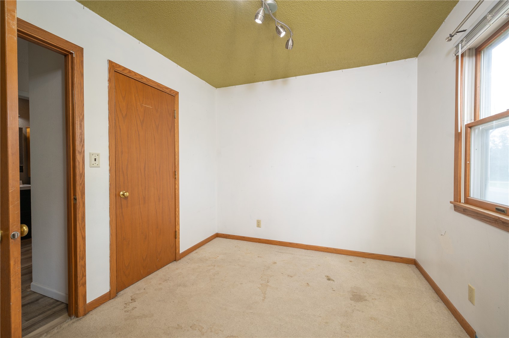 5005 Sunset Drive Cedar Rapids IA 52404