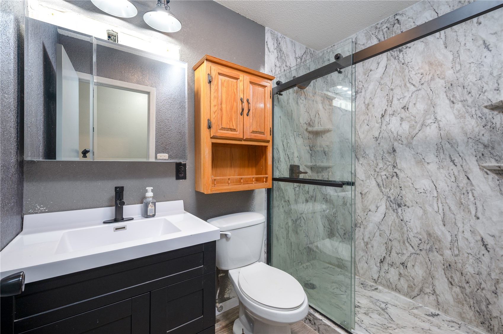 5005 Sunset Drive Cedar Rapids IA 52404