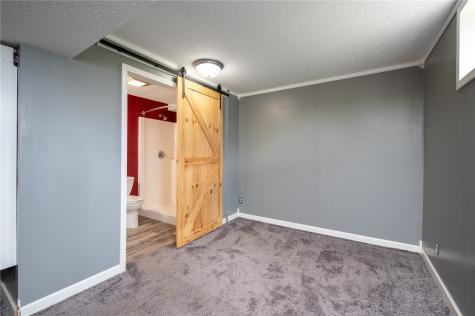 5005 Sunset Drive Cedar Rapids IA 52404