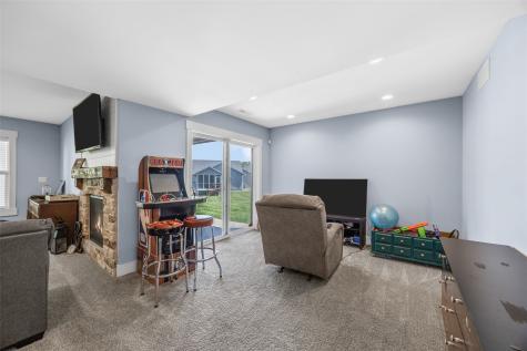6310 River Parkway NE Cedar Rapids IA 52411