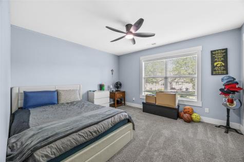 6310 River Parkway NE Cedar Rapids IA 52411