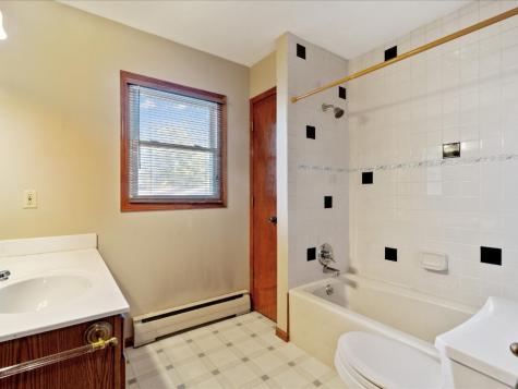190 26th Street Court Marion IA 52302