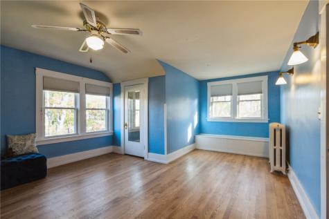 935 Central Avenue Marion IA 52302