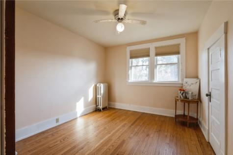 935 Central Avenue Marion IA 52302