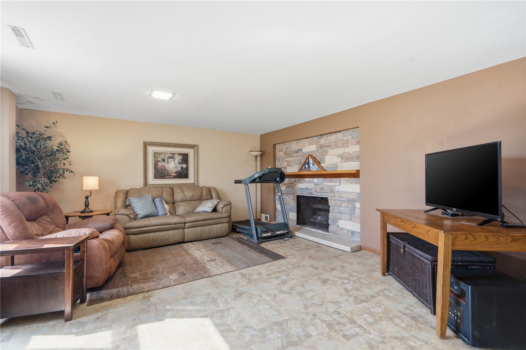 3929 Nancy Jane Lane Cedar Rapids IA 52402