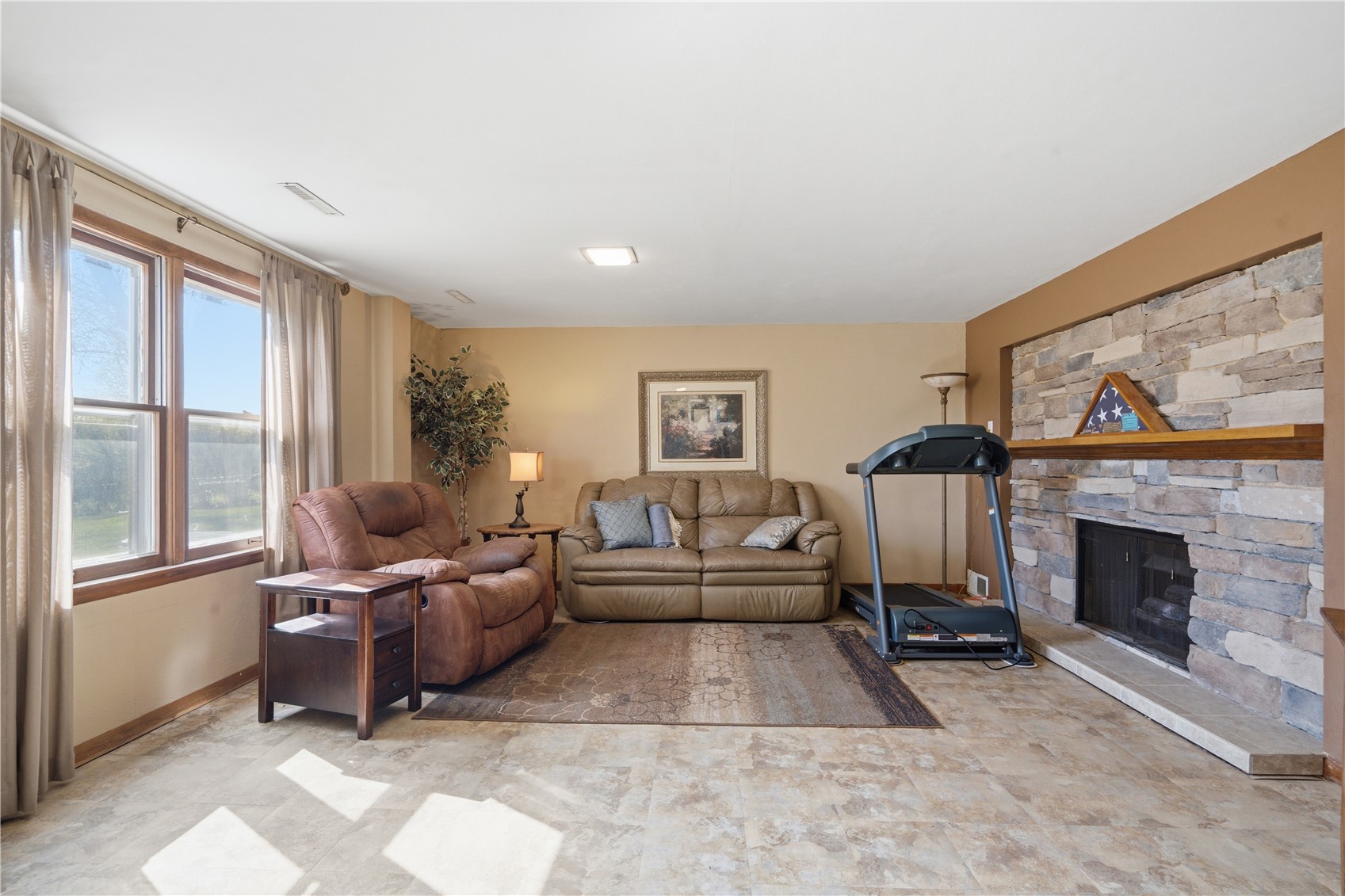 3929 Nancy Jane Lane Cedar Rapids IA 52402