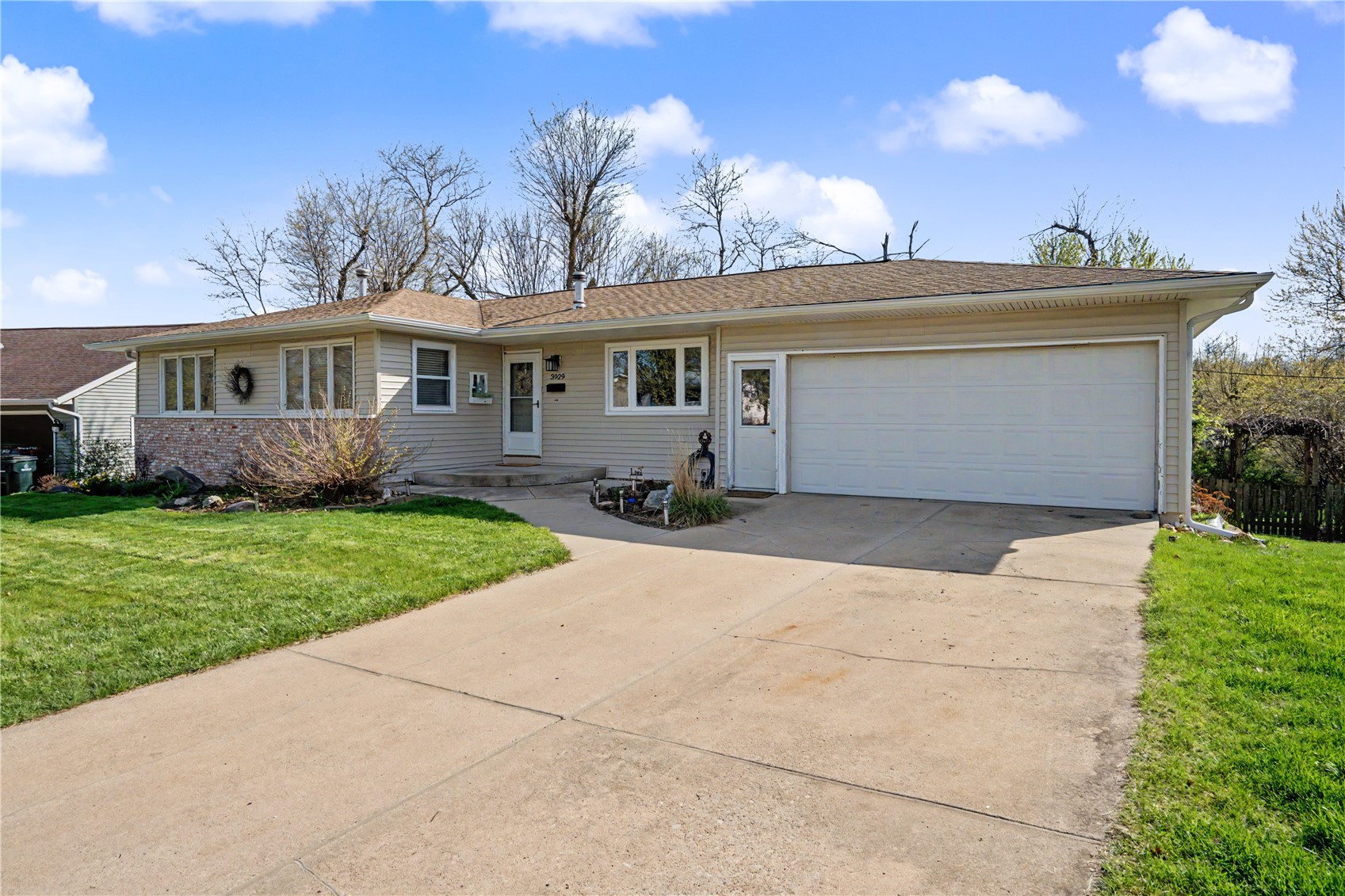3929 Nancy Jane Lane Cedar Rapids IA 52402