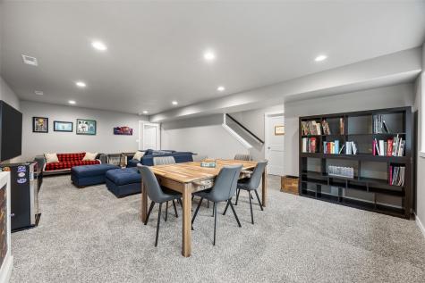 850 Aiden Street Iowa City IA 52245