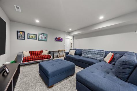850 Aiden Street Iowa City IA 52245