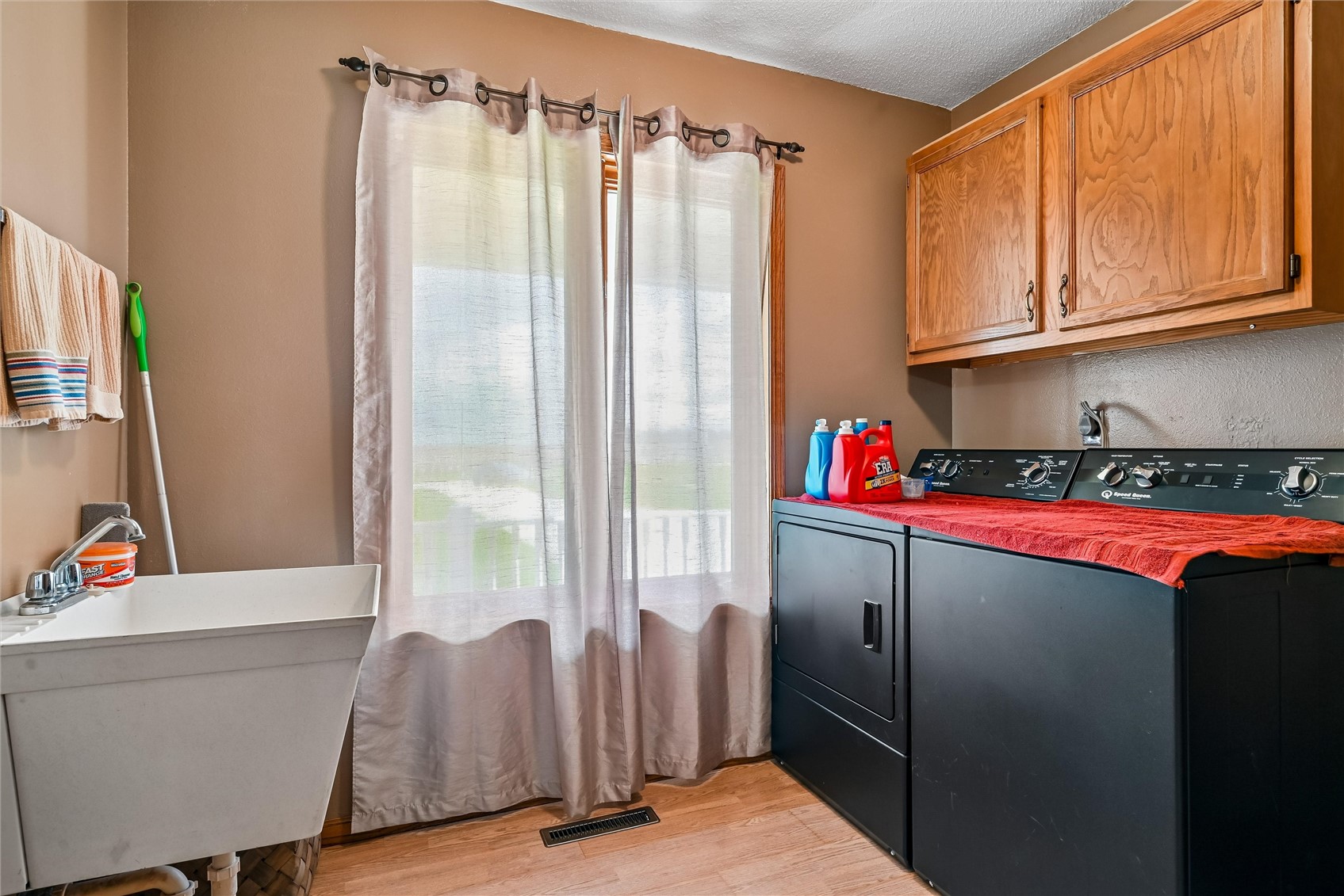 3242 70th Street Atkins IA 52206