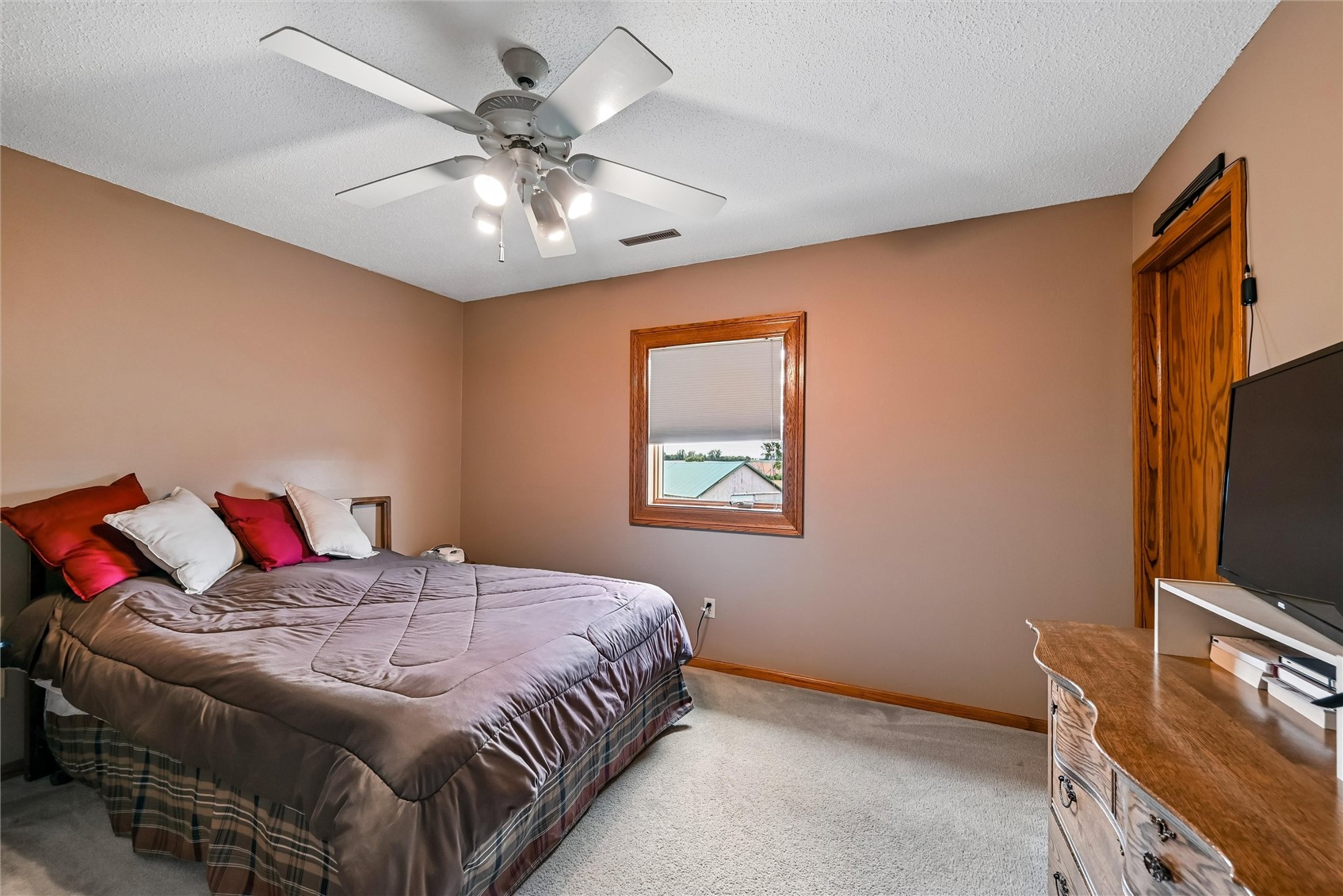 3242 70th Street Atkins IA 52206