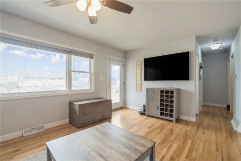 1104 Brockman Drive SE Cedar Rapids IA 52403