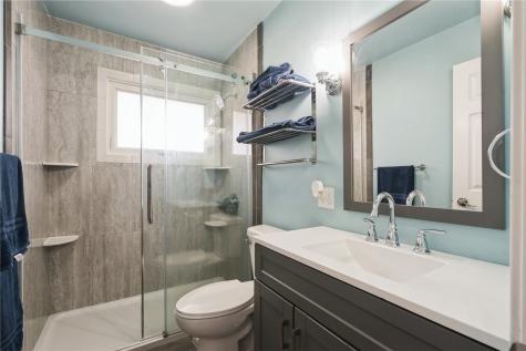 1104 Brockman Drive SE Cedar Rapids IA 52403