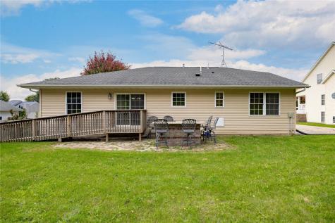 1625 Ranmar Drive Ely IA 52227