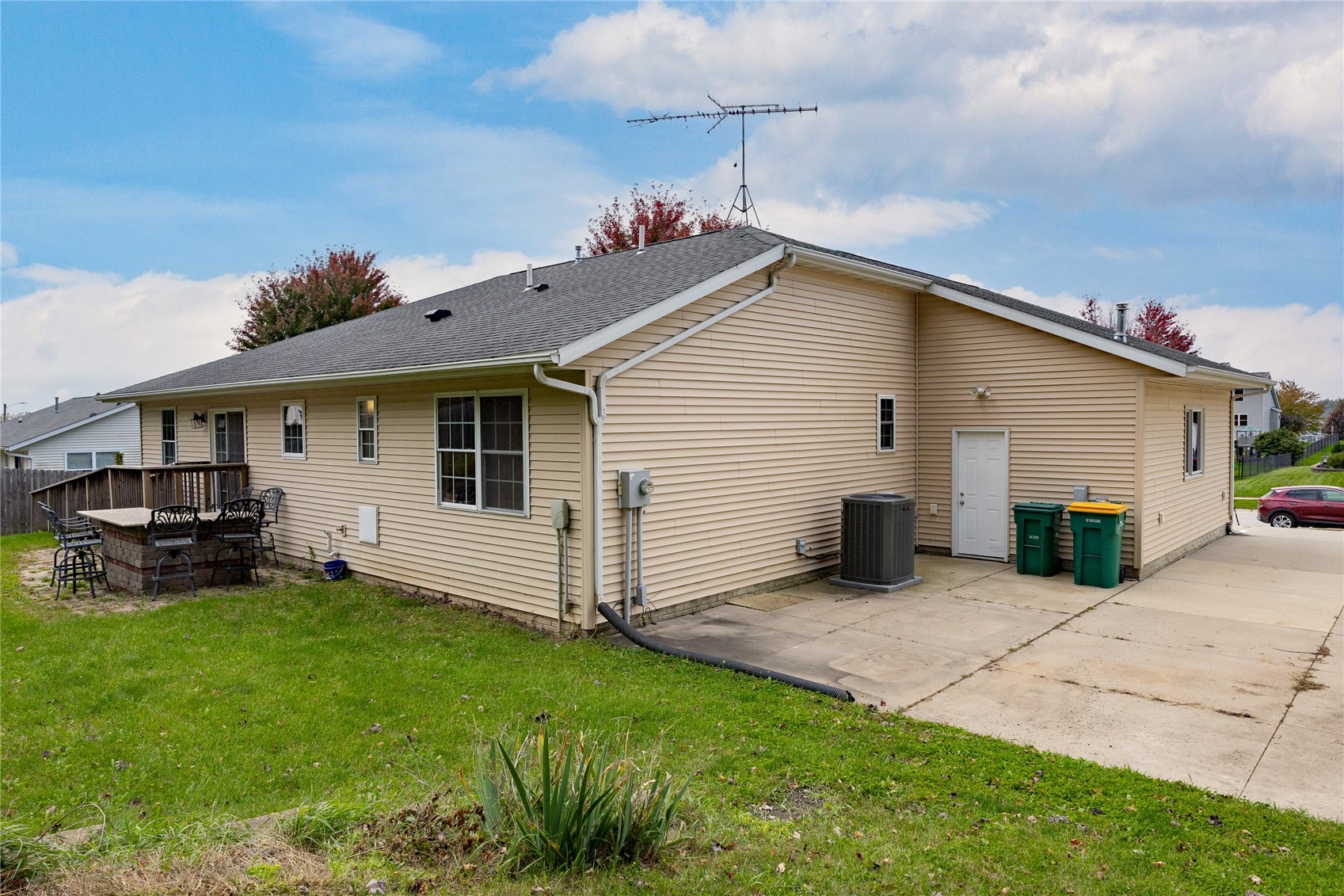 1625 Ranmar Drive Ely IA 52227