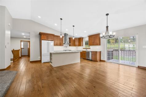 1625 Ranmar Drive Ely IA 52227