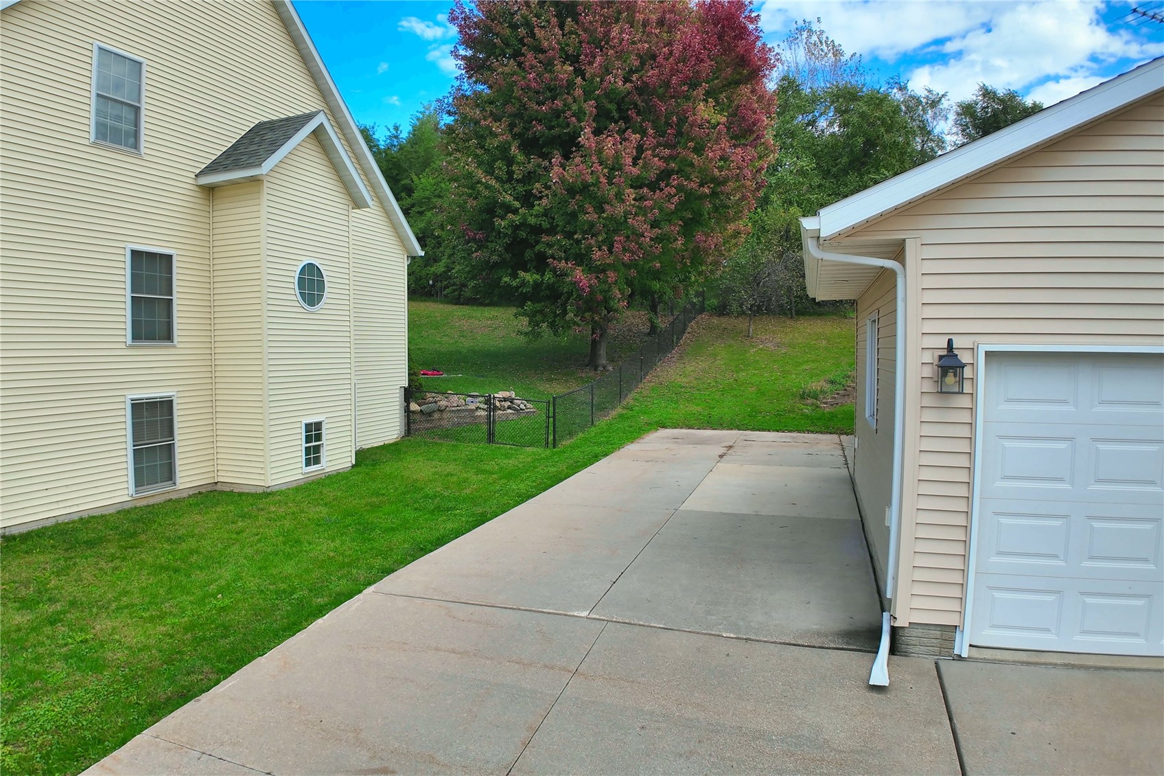 1625 Ranmar Drive Ely IA 52227
