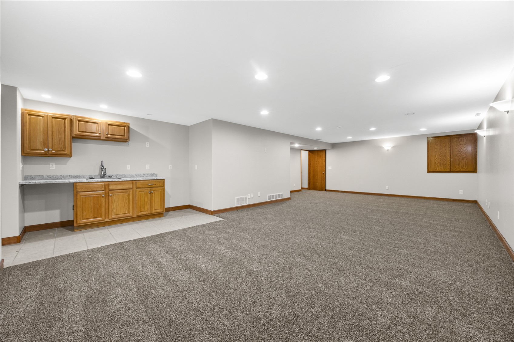 1625 Ranmar Drive Ely IA 52227