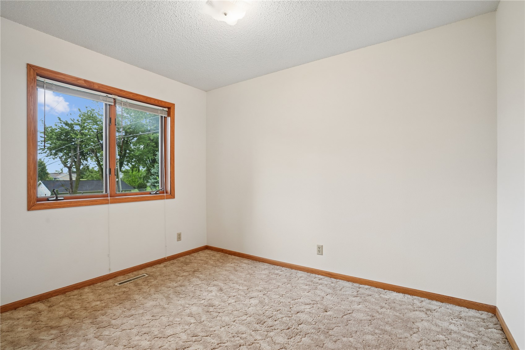 2509 Wilson Avenue SW Cedar Rapids IA 52404