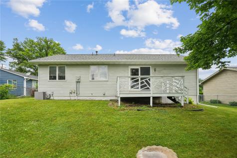 2509 Wilson Avenue SW Cedar Rapids IA 52404
