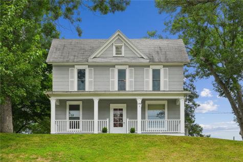 1308 Memorial Drive SE Cedar Rapids IA 52403