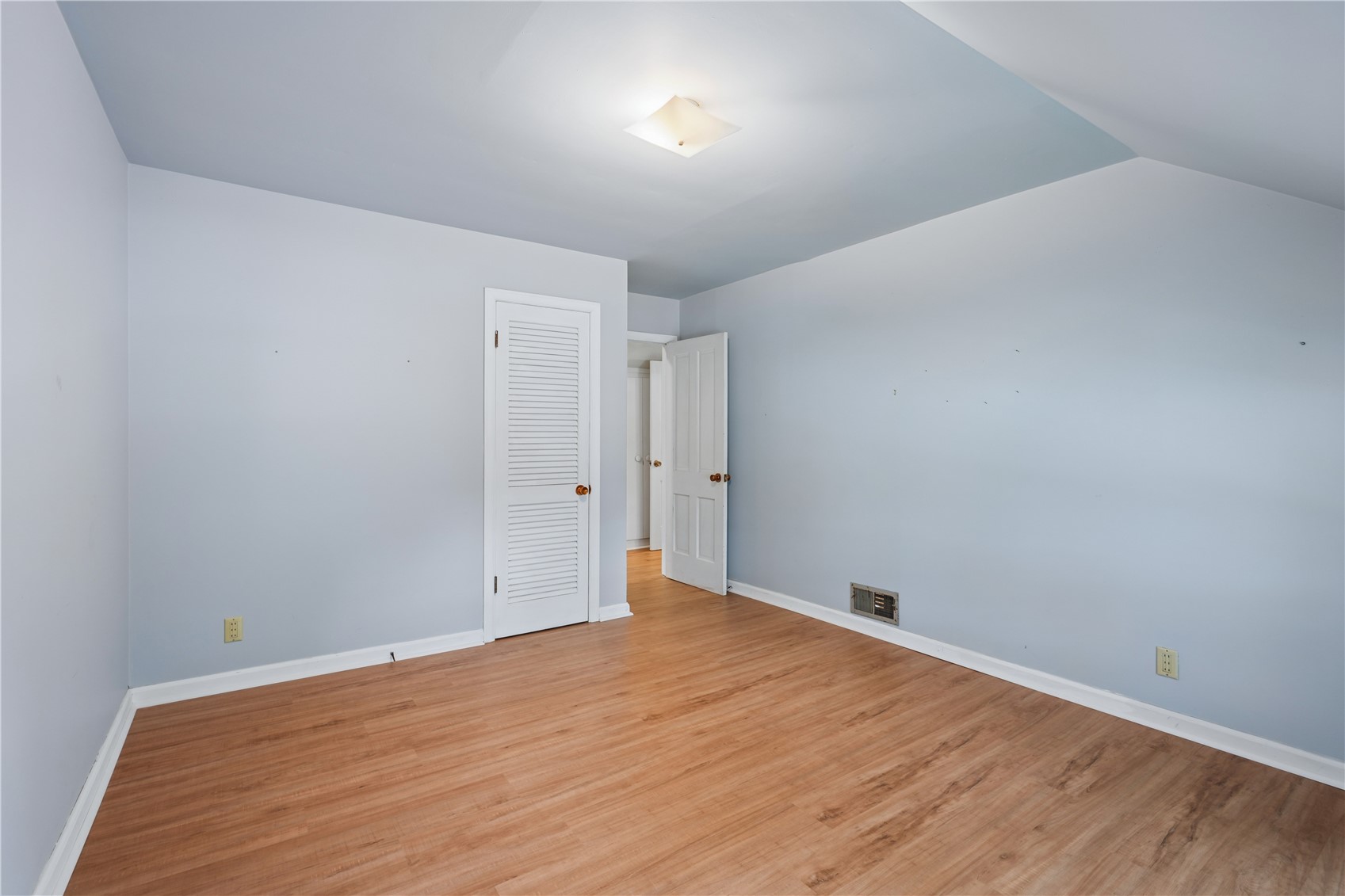 1308 Memorial Drive SE Cedar Rapids IA 52403