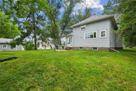 1308 Memorial Drive SE Cedar Rapids IA 52403
