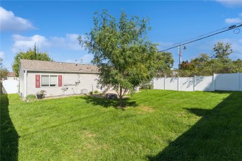 1085 Fairview Drive Marion IA 52302