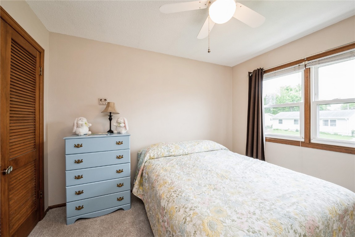 1110 Rainbow Boulevard Hiawatha IA 52233