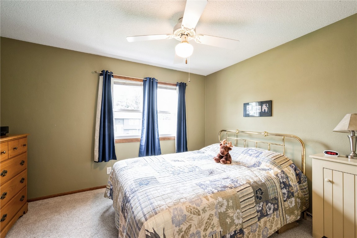 1110 Rainbow Boulevard Hiawatha IA 52233