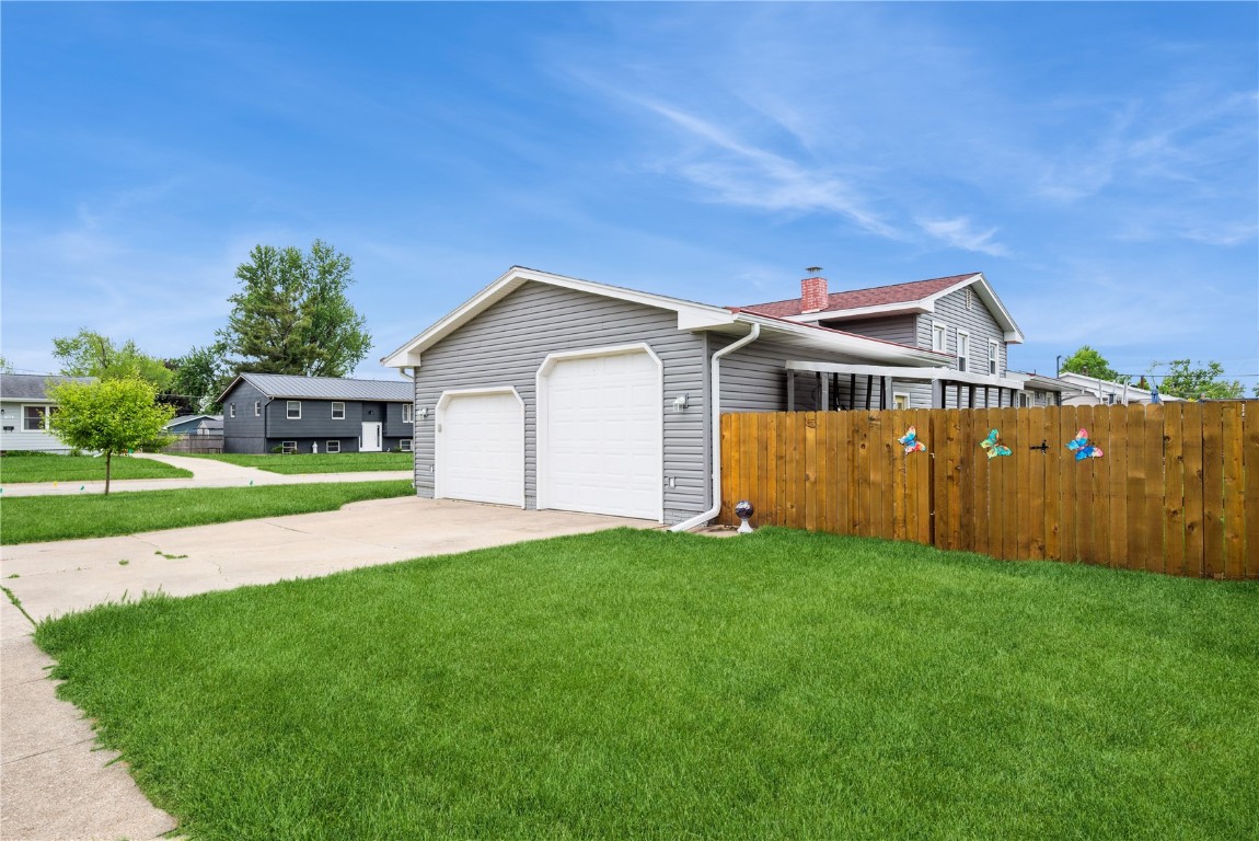 1110 Rainbow Boulevard Hiawatha IA 52233