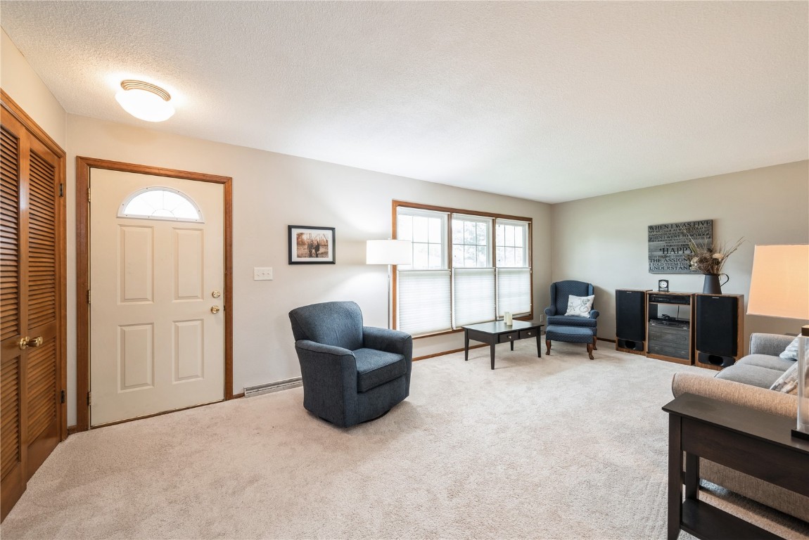1110 Rainbow Boulevard Hiawatha IA 52233