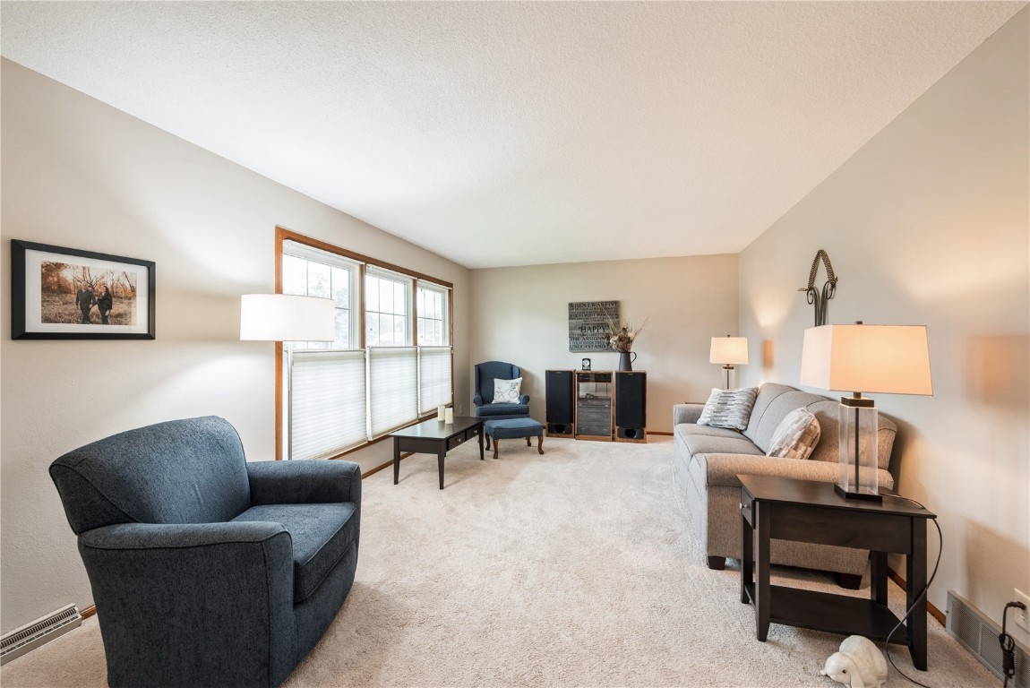 1110 Rainbow Boulevard Hiawatha IA 52233