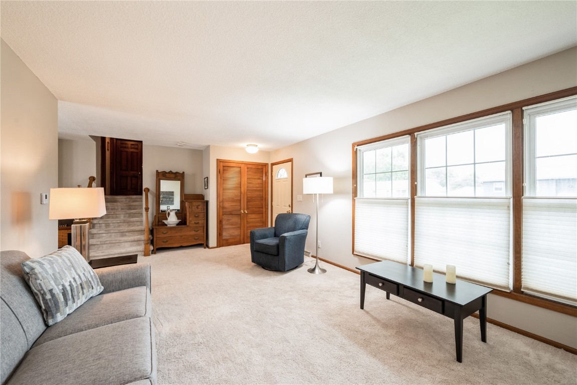 1110 Rainbow Boulevard Hiawatha IA 52233
