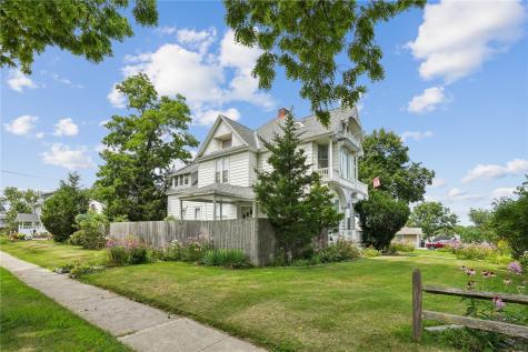 1024 18th Street Marion IA 52302
