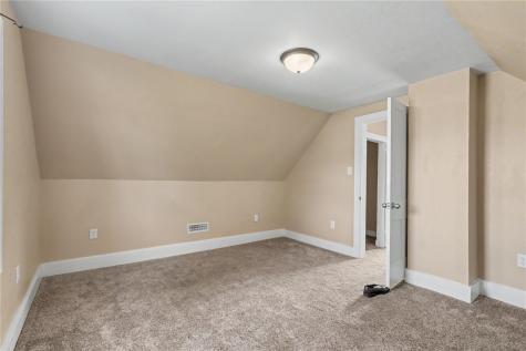 405 E Center Street Stanwood IA 52337