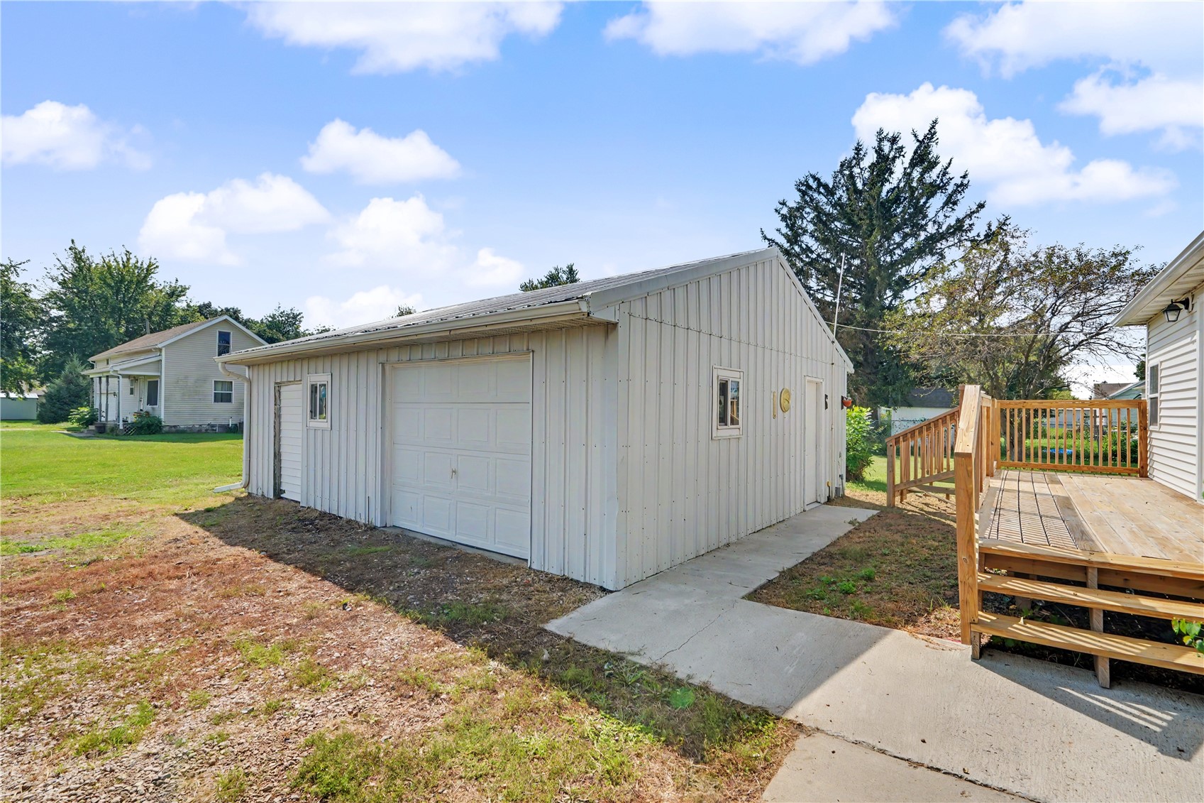 405 E Center Street Stanwood IA 52337