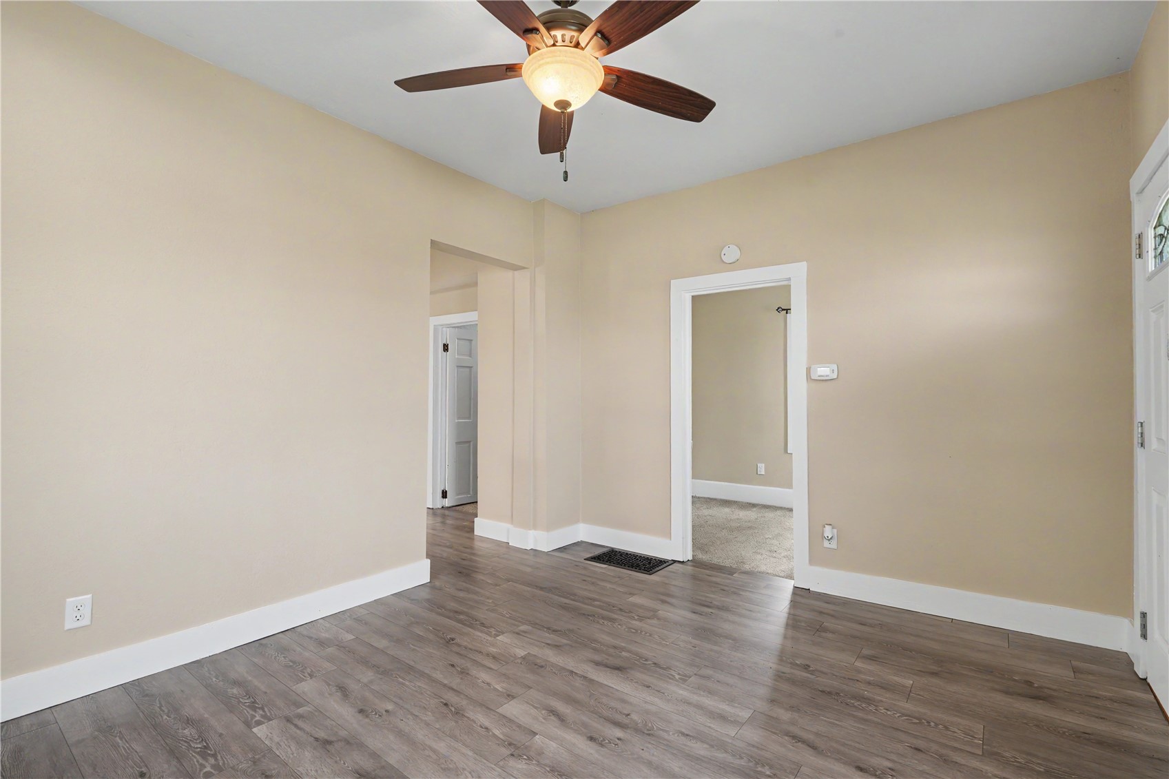 405 E Center Street Stanwood IA 52337