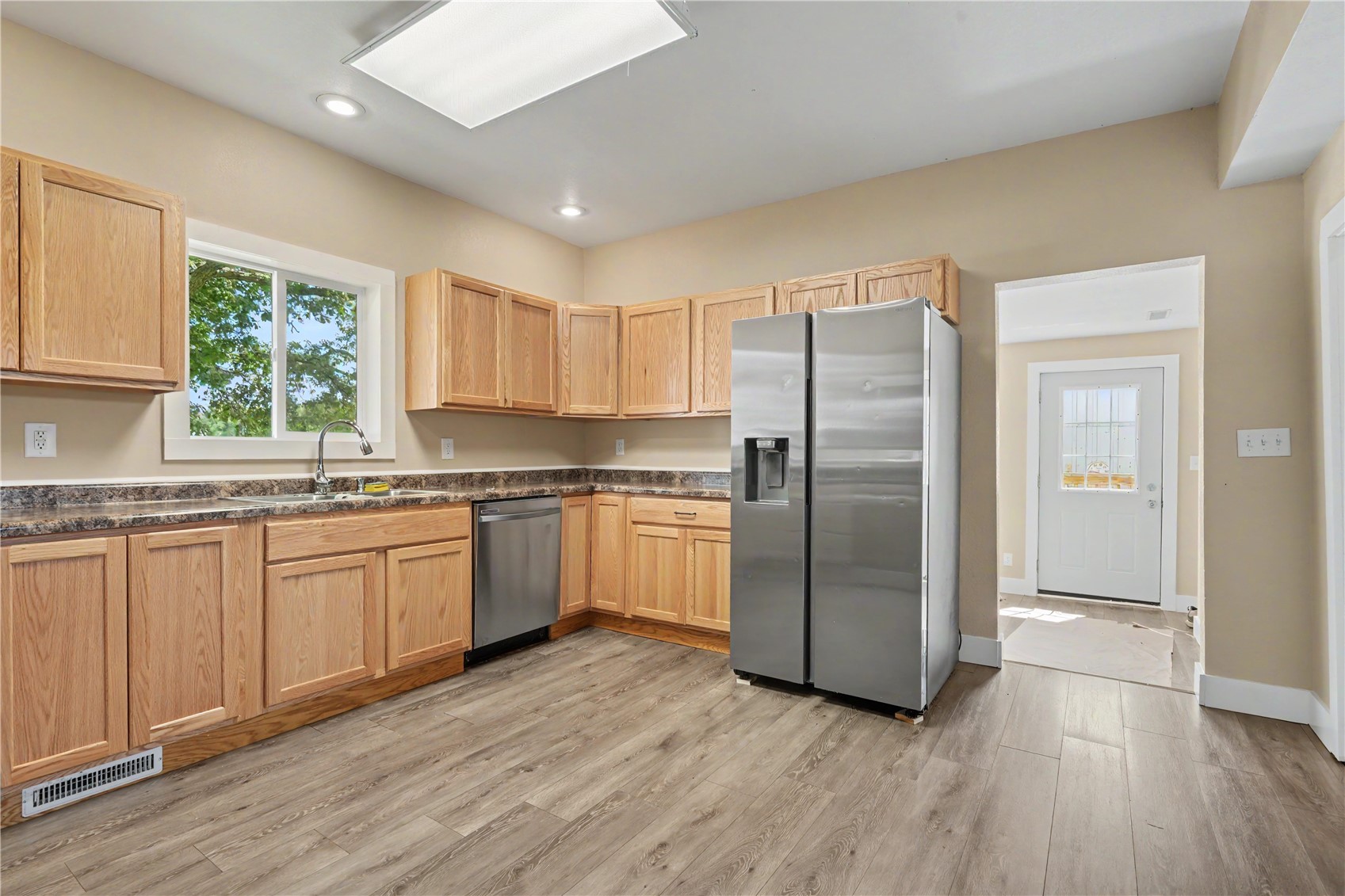 405 E Center Street Stanwood IA 52337
