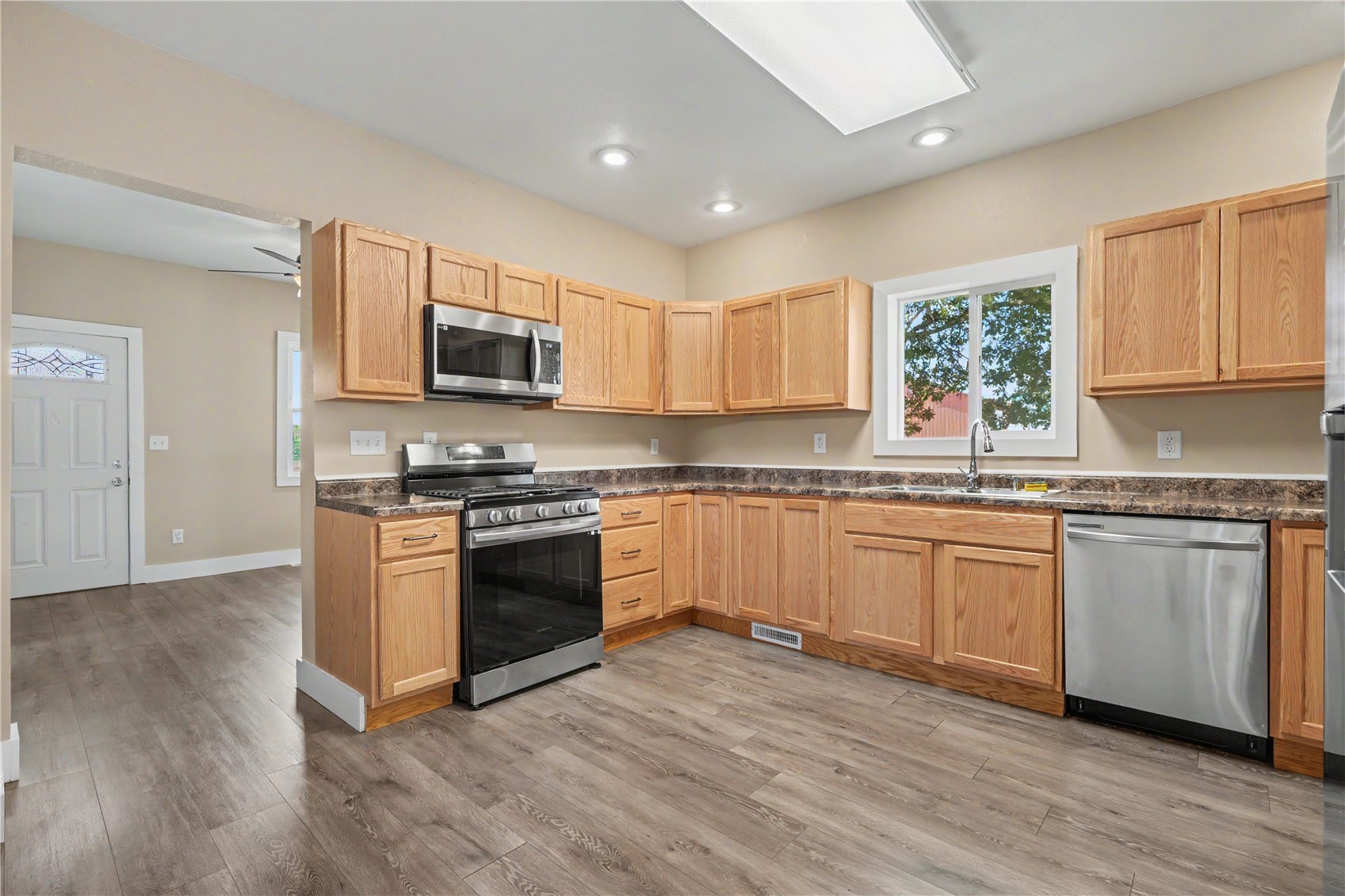 405 E Center Street Stanwood IA 52337