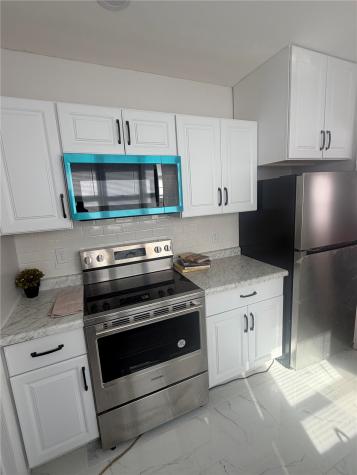 1933 Higley Avenue SE Cedar Rapids IA 52403