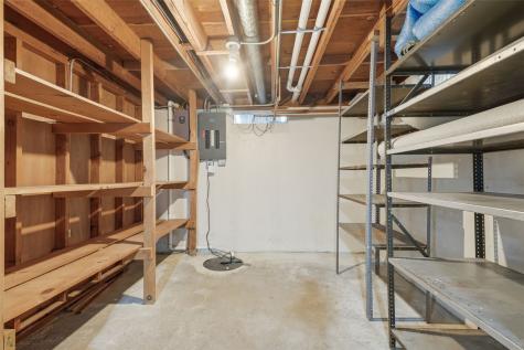 4402 Lee Street NE Cedar Rapids IA 52402