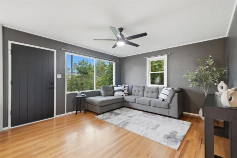 4402 Lee Street NE Cedar Rapids IA 52402