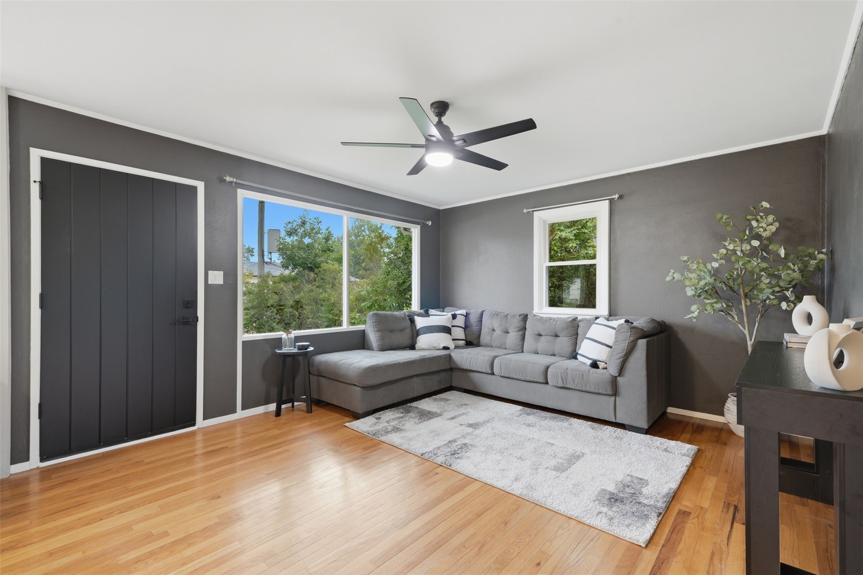 4402 Lee Street NE Cedar Rapids IA 52402